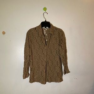 le chateau longsleeve lace.